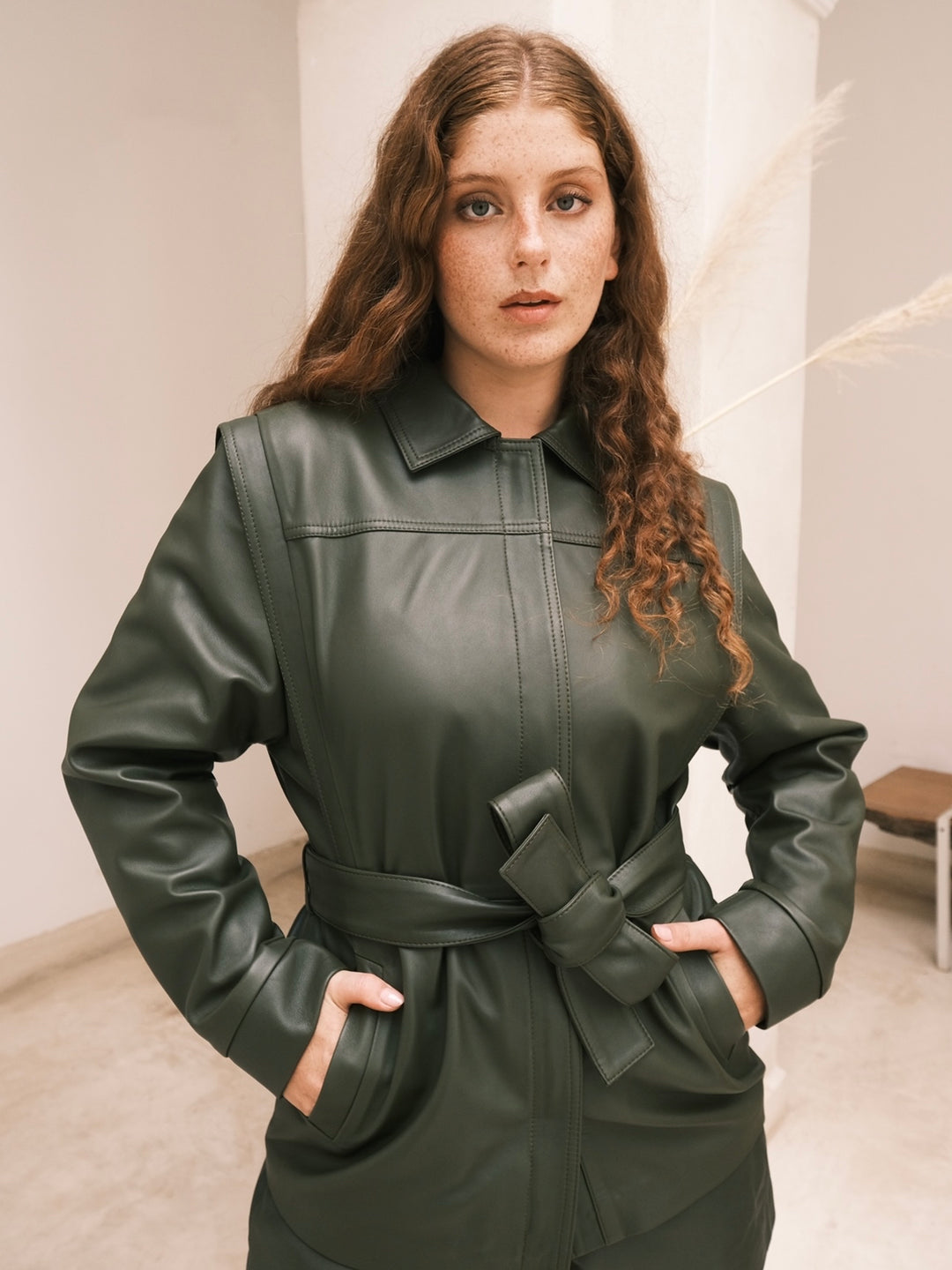 files/Veste_Shancai_Kaki_1_1080x_bb36d0a3-de5a-4579-a455-916d7523c44e.jpg